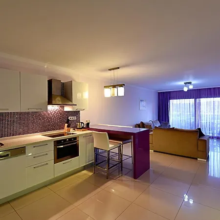 Royal Palm 公寓 博德鲁姆